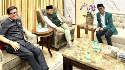 FOTO: Selebgram Makassar Rijal Djamal Gabung Partai PKB