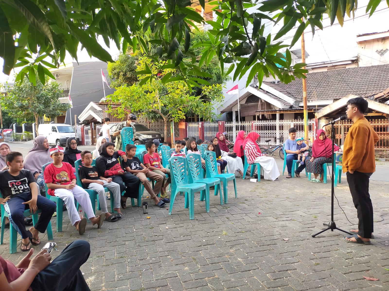 FOTO:semarak HUT RI ke 78 tahun ,warga kompleks prima griya