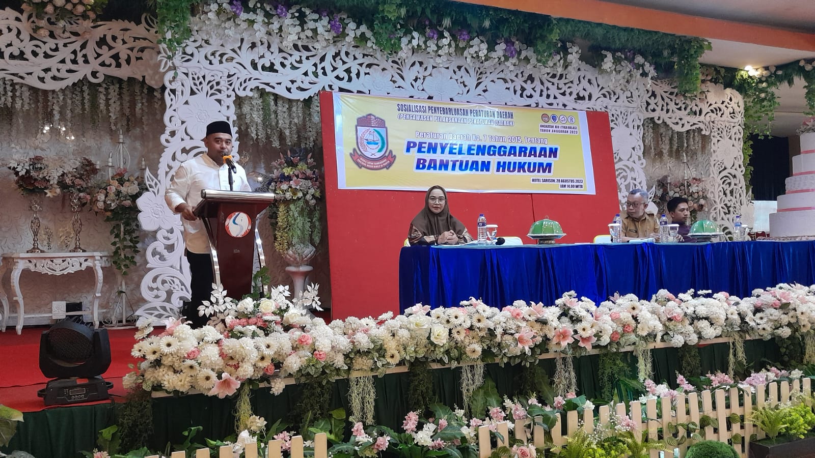 FOTO: Legislator Fraksi Golkar Andi Suharmika Mengelar Sosialisasi Perda Bantuan Hukum.Senin Hotel Sarison (28/08/2023)