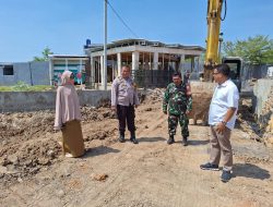 Kundapil,Nasir Rurung Tinjau Progres Pembangunan Jembatan di kelurahan Manggala Blok 10