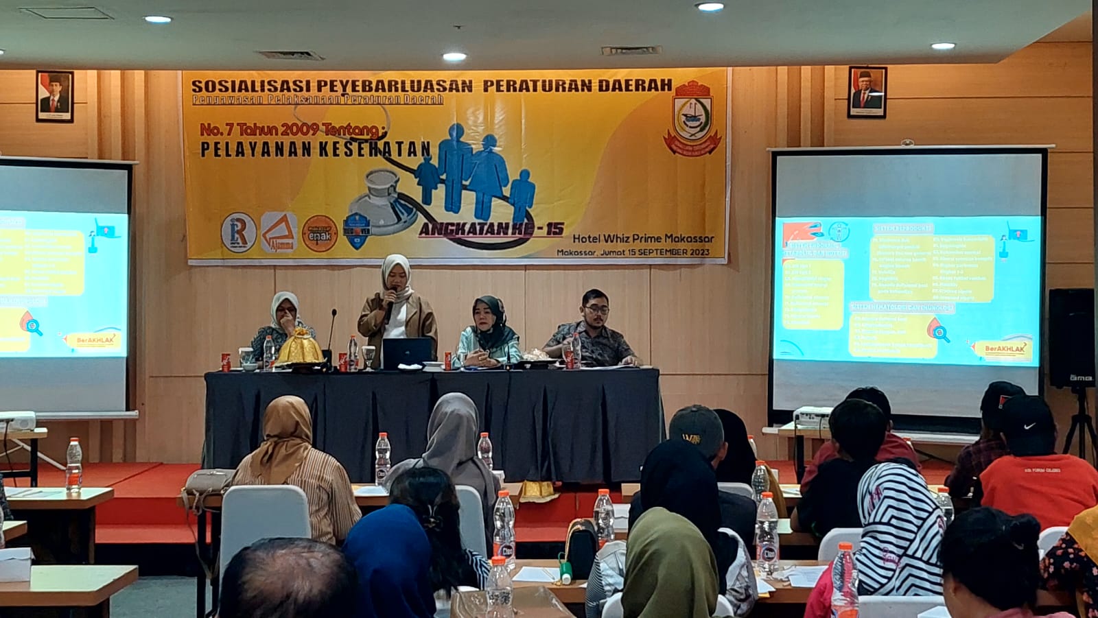 FOTO: Hj.Nurul Hidayat Sosialisasi Perda Pelayanan Kesehatan Masyarakat.Whiz Prime Hotel.jum'at (15/09/2023)