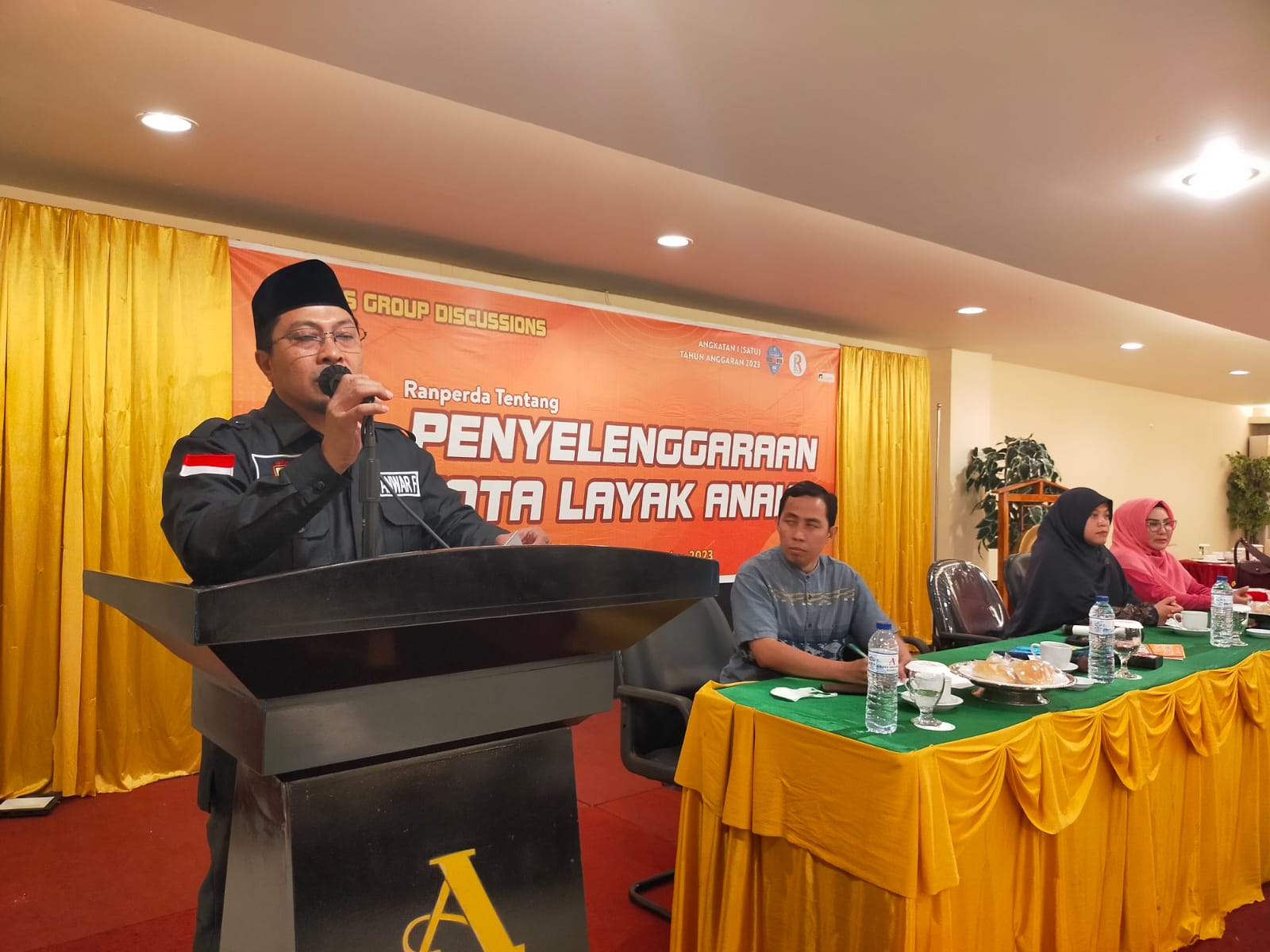 FOTO: Dewan anwar faruq gelar Forum Group Discussions.Hotel Grand asia.senin (02/10/2023)