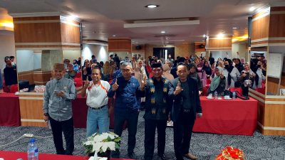 FOTO: ir syamsuddin raga bersama para narasumber dan kontituennya sukses mengelar sosialisasi .di LYNT Hotel.jalan hertasning Makassar,jum'at (27/10/2023)