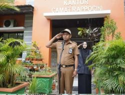 Jadi Pembina Upacara Bendera, Sekretaris Kecamatan Rappocini Selalu Ingatkan Kedisiplinan Pegawai