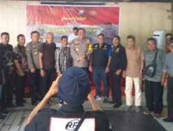 Pemerintah Ke Camatan Rappocini dan Warga Hadiri Jumat Curhat Polda Sulsel