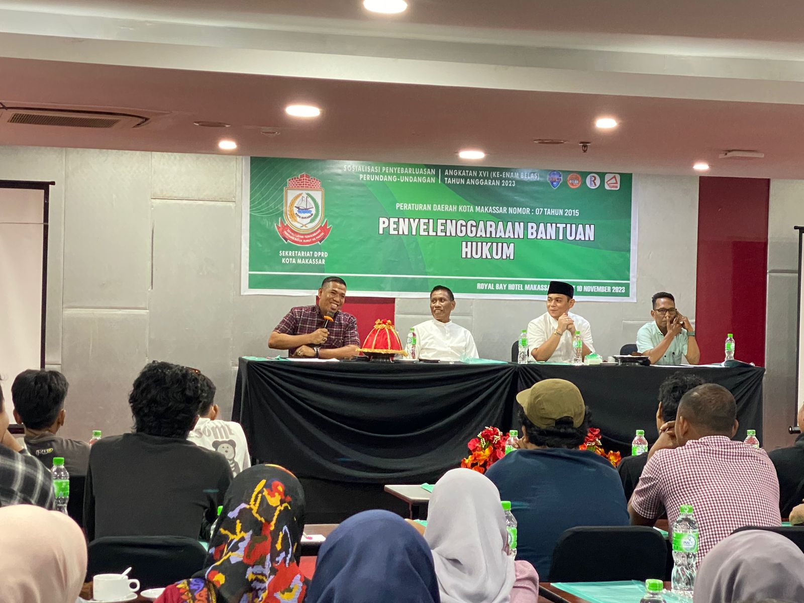 FOTO: RTQ Sosialisasi perda bantuan hukum angkatan 16 .di Hotel Royal Bay .Jum'at (10/11/2023)