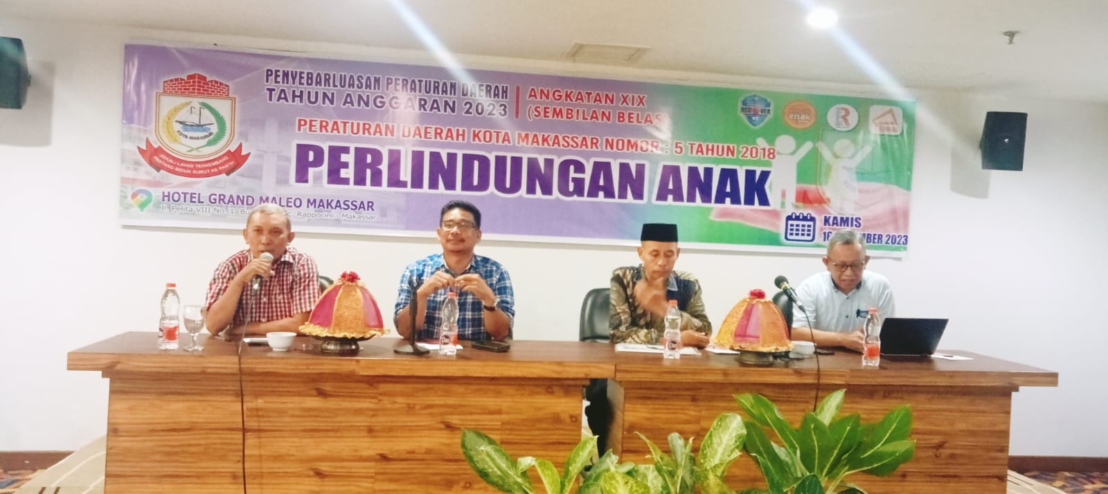 FOTO:Nasir rurung kembali mengelar sosialisasi perda perlindungan anak .dihotel grand maleo.kamis (16/11/2023)