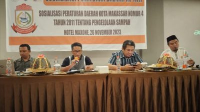 FOTO:sosialisasi perda no 04 tahun 2011 tentang pengelolaan sampah .dihotel Maxone.minggu (26/11/2023)