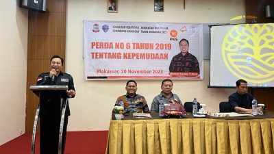 FOTO;Anwar Faruq sosialisasikan perda kepemudaan dihadapan ratusan konstituenya .di hotel Continent.Senin (20/11/2023