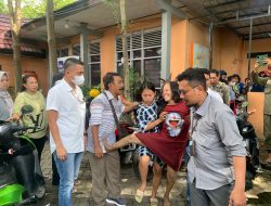 Perempuan ODGJ Dievakuasi Dinsos Makassar Seusai Mengamuk dan Rusak Dagangan Warga