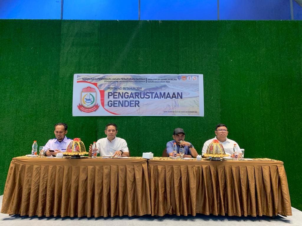FOTO:politisi nasdem supratman mengelar sosialisasi perda (PUG) dalam pembangunan .senin (20/11/2023)