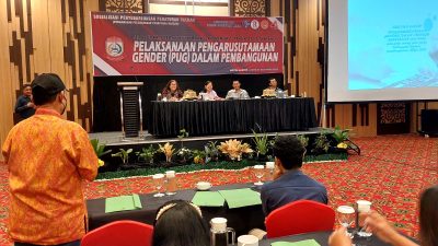 FOTO: politisi PDIP mengelar sosialisasi perda PUG .dihotel Harper.Sabtu (02/12/2023)