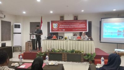 FOTO:Anton Paul goni mengelar sosialisasi perda PUG, di hotel Grand imawan.jum'at (01/12/2023)