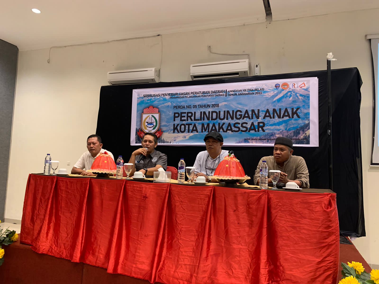 FOTO; legislator supratman mengelar sosialisasi perda perlindungan anak.Hotel Grand Imawan makassar.Jum'at(03/11/2023