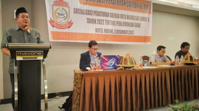 FOTO: legislator makassar Azwar mengelar sosialisasi perda perlindungan guru .hotel maxone.minggu (03/12/2023)