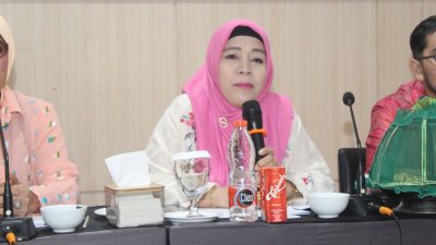 FOTO;dewan Hj nurul hidayat paparkan peraturan daerah tentang baca tulis al quran.dihotel whizz prime.Jum'at (08/12/2023)