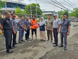 Saling Berbagi, Perumda Parkir Makassar Raya Salurkan Paket Sembako Ramadhan ke Jukir Resmi