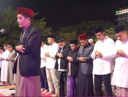 Program Keagamaan, Sekretaris DPRD Makassar Dahyal Sholat Shubuh Berjamaah di Losari