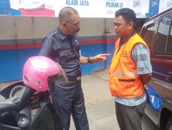 Perumda Parkir Makassar Edukasi Jukir agar Sopan Melayani di Wilayah Wajo