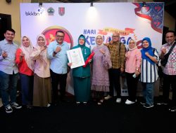 Indira Yusuf Ismail Raih Penghargaan Manggala Karya Kencana BKKBN