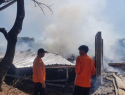 BPBD Makassar Bantu Korban Kebakaran Bangsal Citra Land Talla City