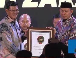 Komitmen Wujudkan Makassar Zero Stunting, Danny Pomanto Raih Penghargaan Tokoh Pemberdayaan