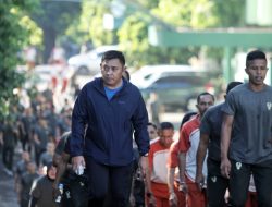 Jaga Kebugaran Tubuh, Pangdam XIV/Hsn Olahraga Bersama Prajurit dan PNS Kodam XIV/Hsn