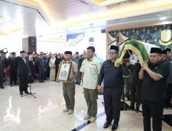 Pimpin Pelepasan Jenazah Legislator Ruslan Mahmud, Wali Kota Munafri: Selamat Jalan Sahabatku