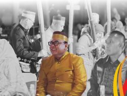 HUT Kota Makassar ,Kepala DPMPTSP Kota Makassar turut menghadiri Kirab Budaya Karnaval Singara Bulang