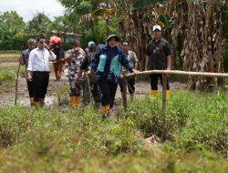 Siswa Tak Lagi Naik Sampan Saat Hujan,Dinas PU  Anggarkan 4 Milyar Untuk Jalan Romang Tangayya di Beton