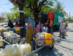 Tindaklanjuti Arahan Wali Kota, BPBD Makassar Salurkan 3,04 Juta Liter Air untuk 92.931 Jiwa