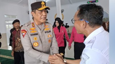 Plt Camat Manggala Dampingi Kapolda Sulsel Resmikan Masjid dan Sumur Bor di Romang Tangaya